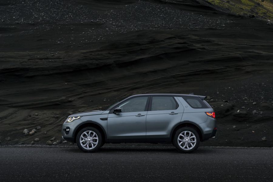  Land Rover Discovery Sport HSE Luxury 2015 года  (фото 52 из 62)